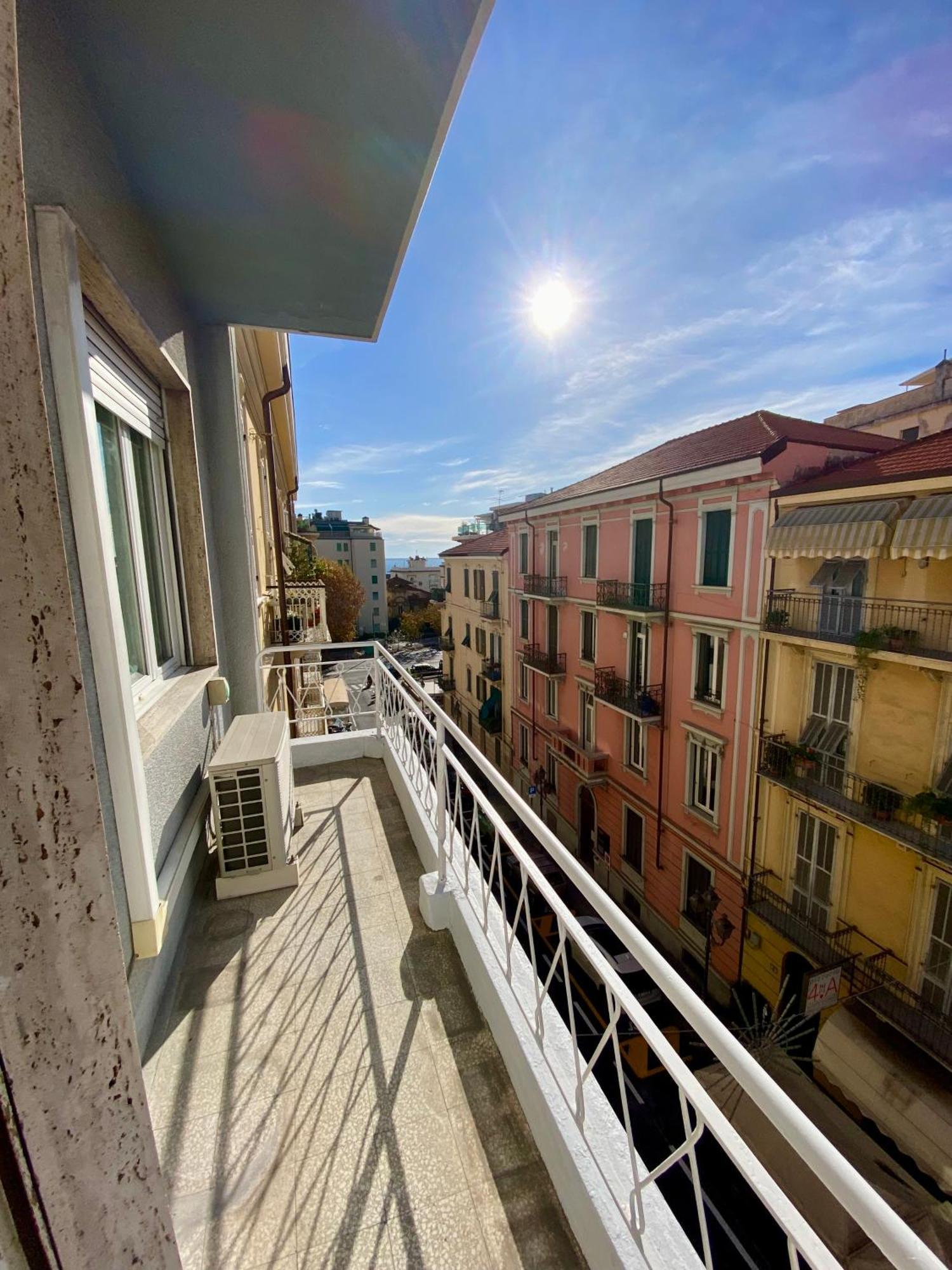 Appartamento Via XX Settembre Sanremo Eksteriør billede